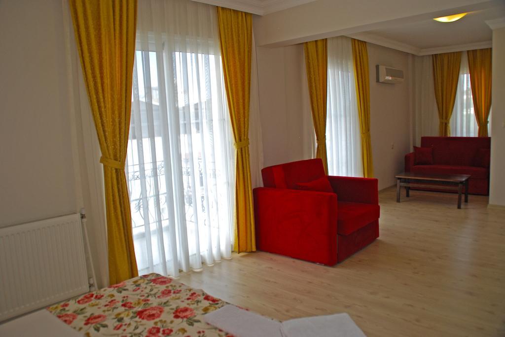 Melaike Hotel Foca Kültér fotó