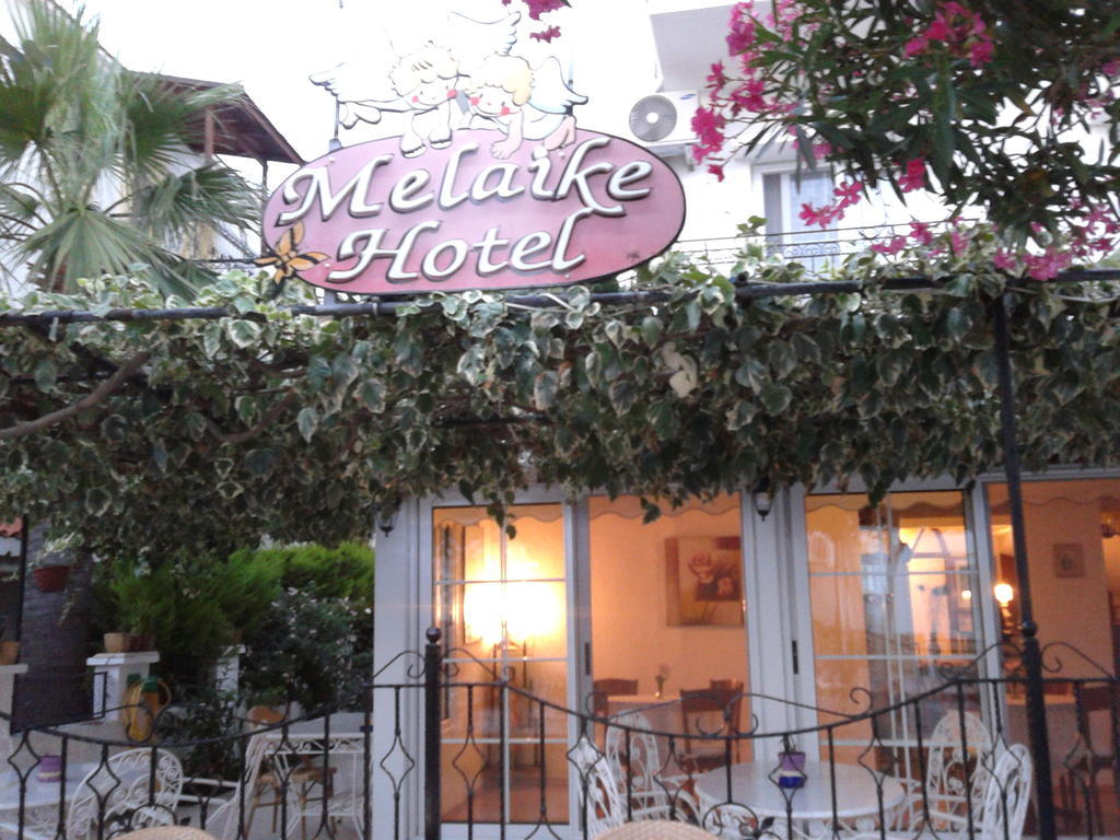 Melaike Hotel Foca Kültér fotó